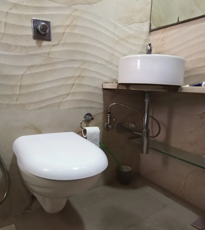 33 - Amann Avanti Apartment, Worli