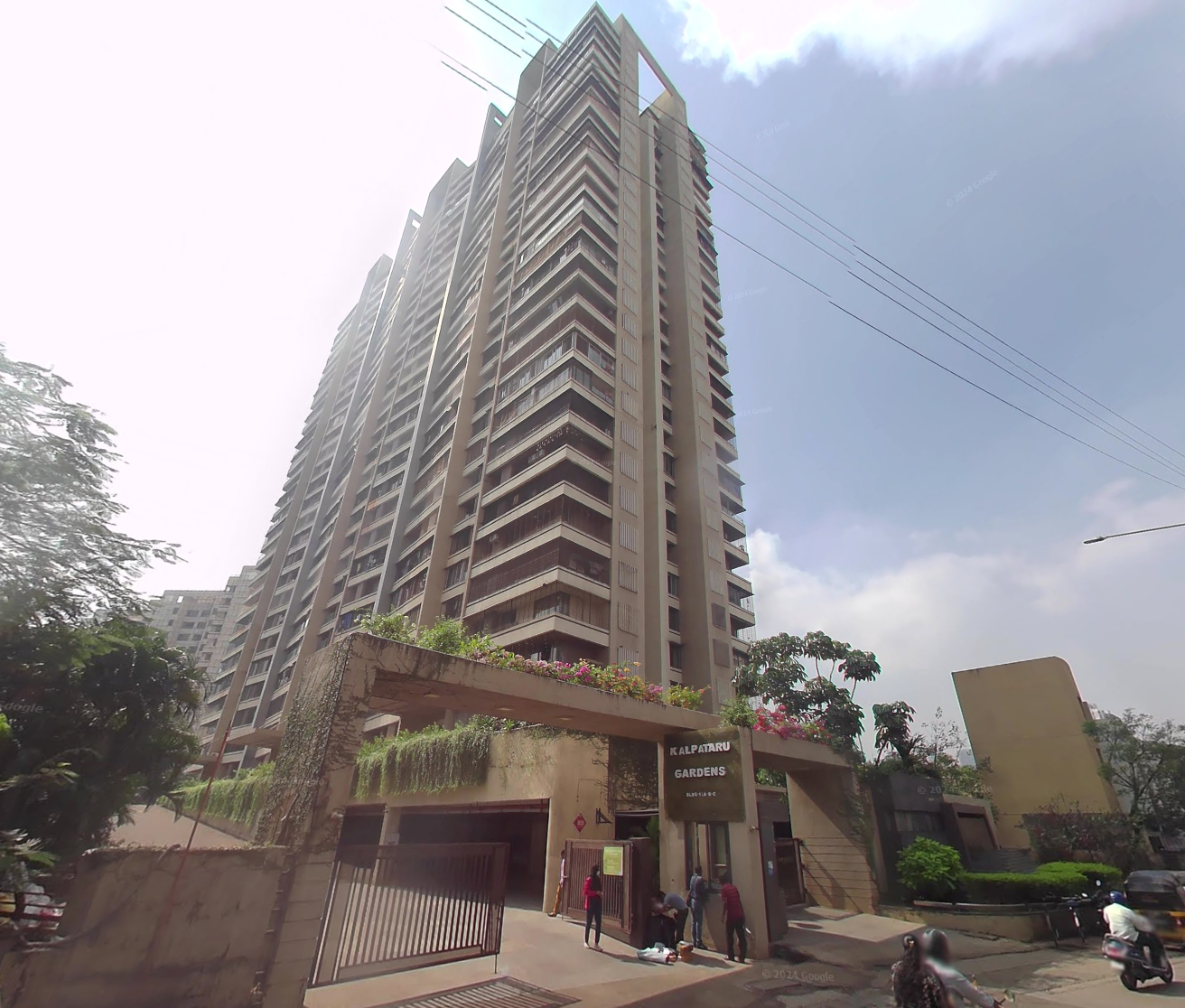 2 BHK Flat on Rent in Kandivali East - Kalpataru Gardens