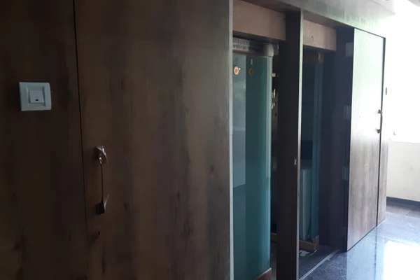 Office for sale in Nirman Estate, Malad West