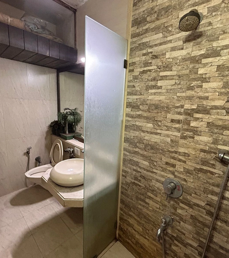 6 - Rustomjee Ozone, Goregaon West