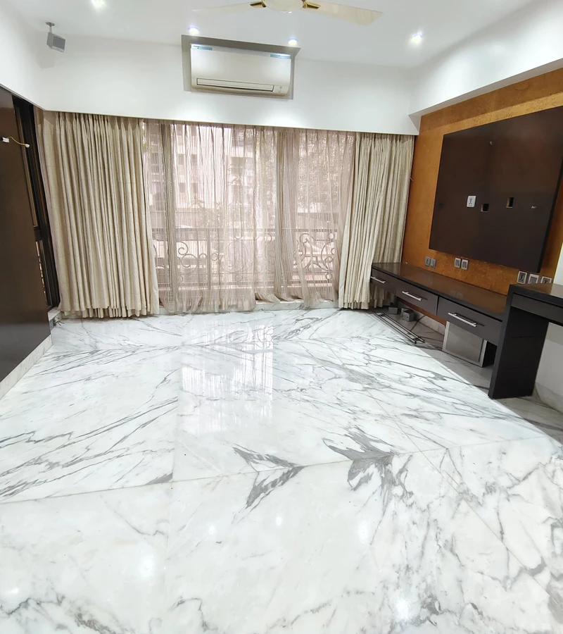 12 - Emporis, Bandra West