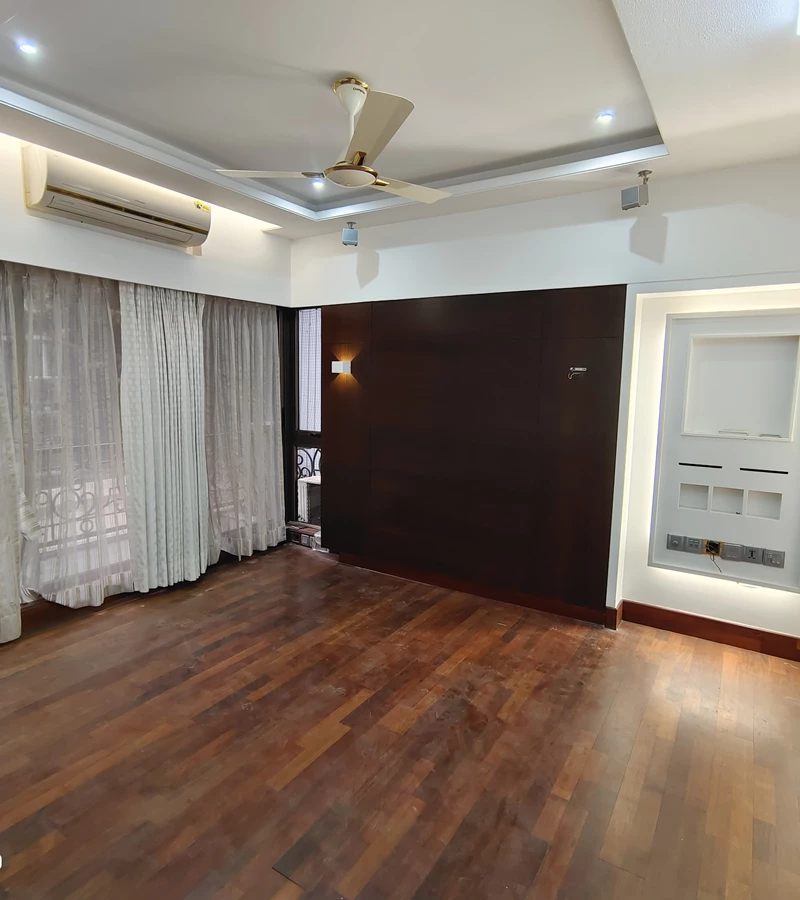 5 - Emporis, Bandra West