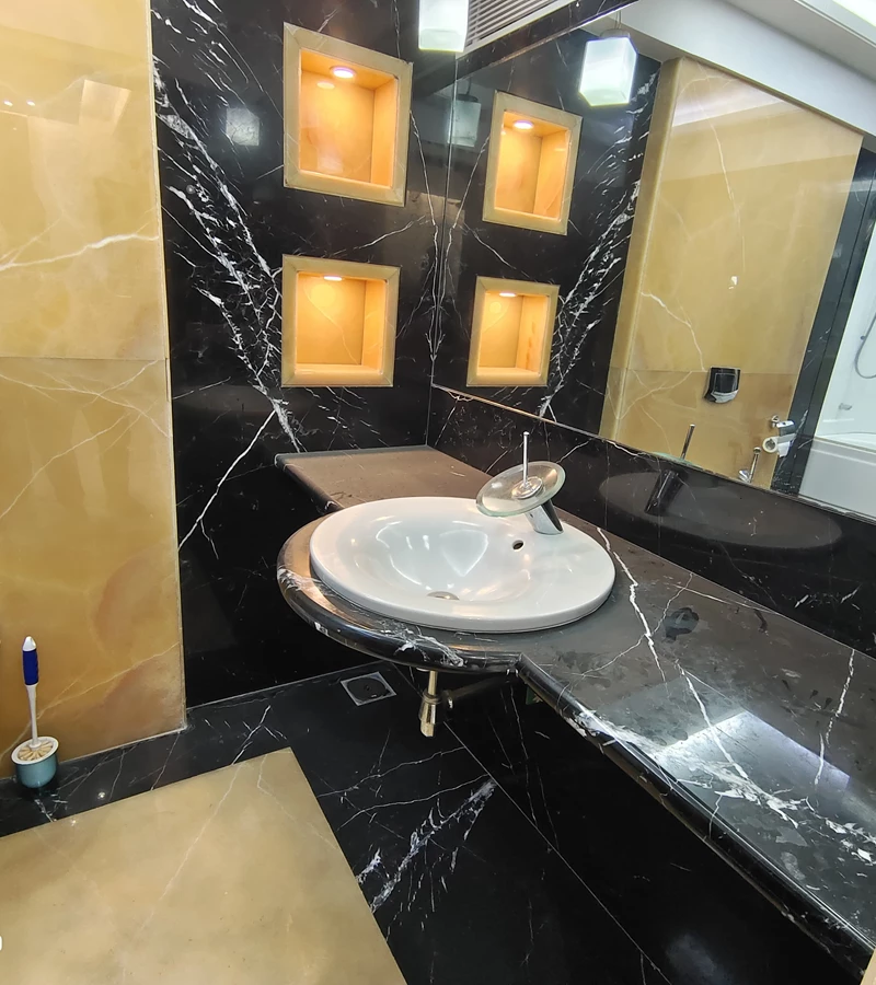 6 - Emporis, Bandra West