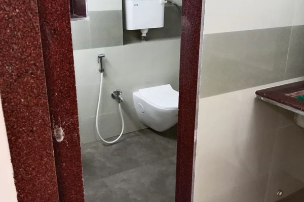 Office on rent in Emca House, Fort