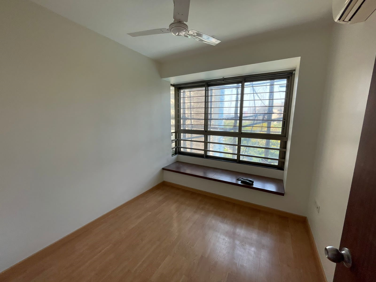 5 - Kalpataru Estate, Andheri East