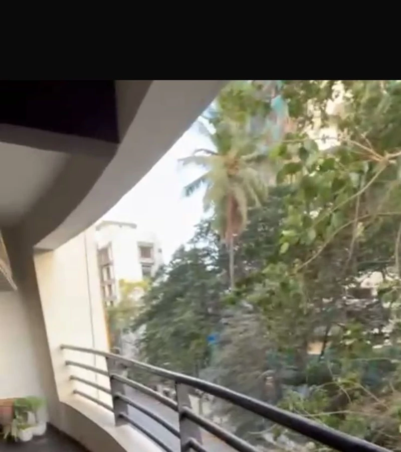 14 - Poseidon, Andheri West