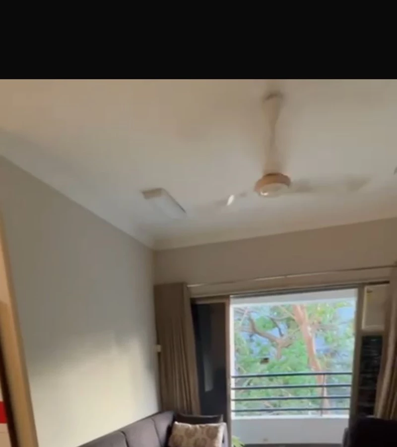 19 - Poseidon, Andheri West
