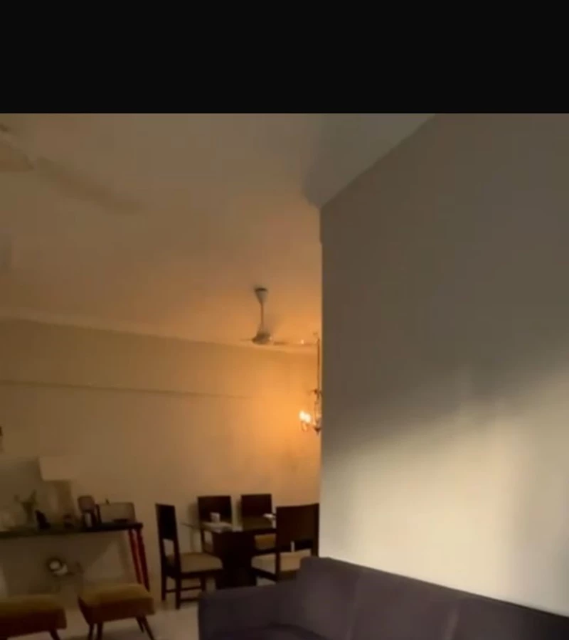 8 - Poseidon, Andheri West