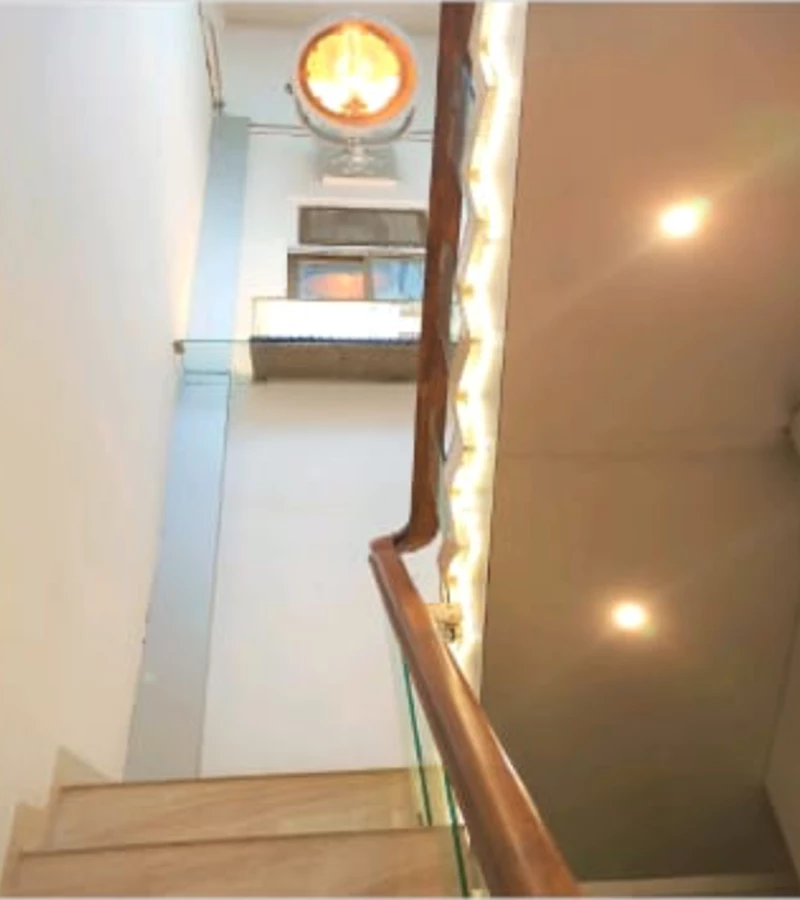 14 - Suraj Bhavan, Khar West