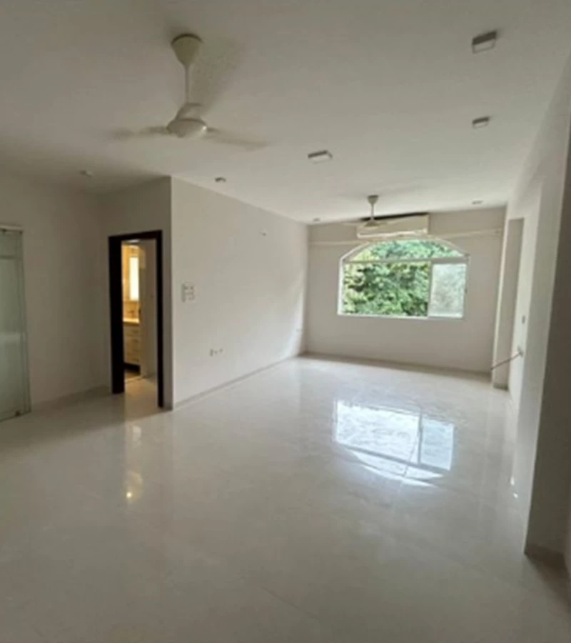 6 - Nishant Building, Santacruz West