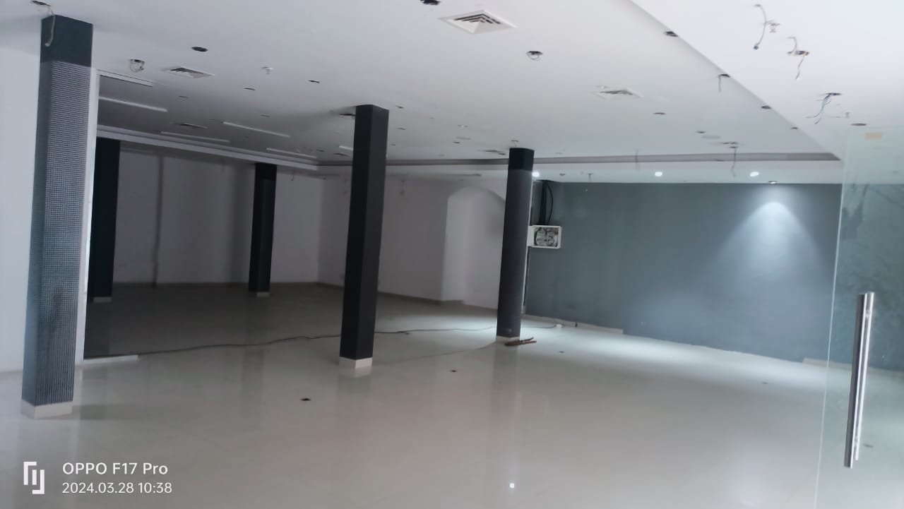 Showroom Flat on Rent / Sale in Fort - Calcot House
