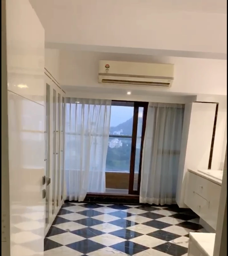Bathroom - Swastik Solitaire, Chembur