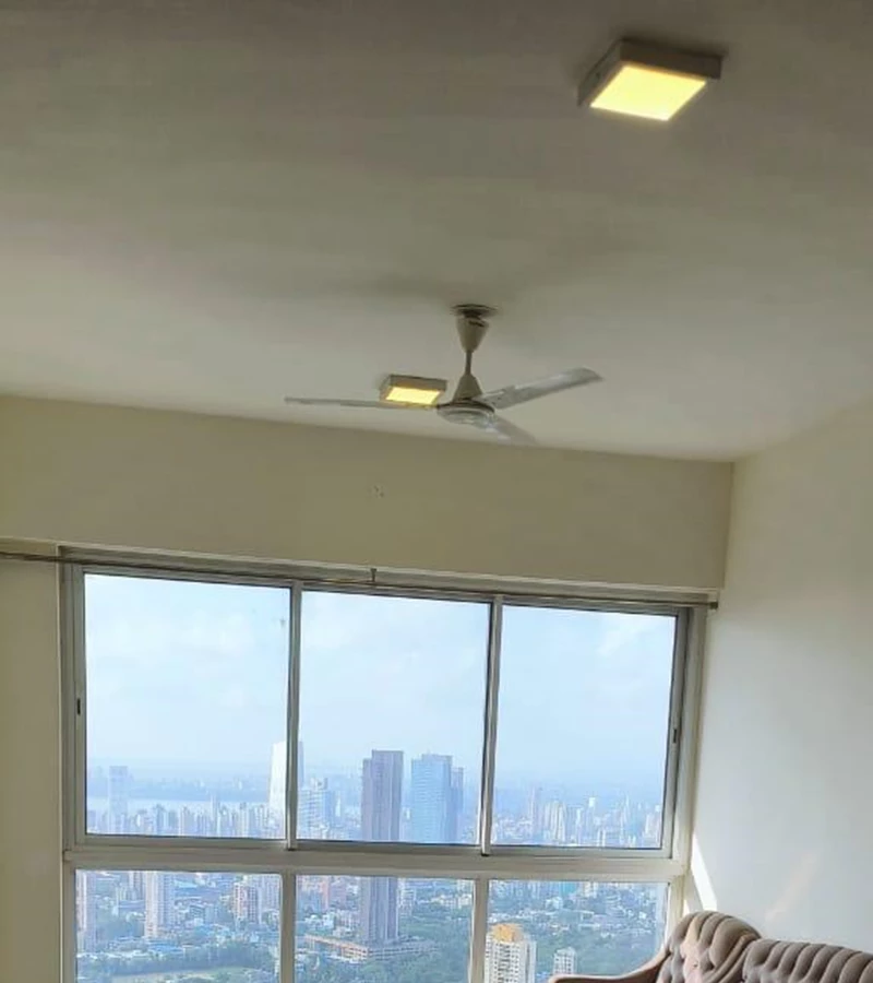 15 - Crescent Bay, Parel