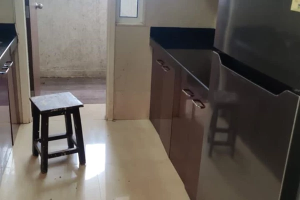 Flat for sale in Crescent Bay, Parel