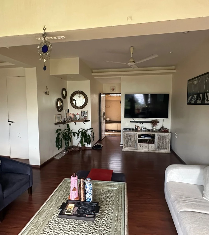 8 - Dhaval Ganga, Bandra West