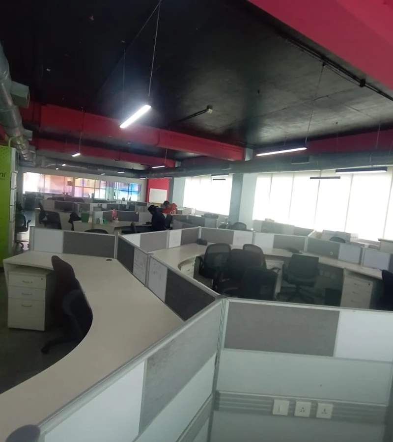 6 - Crystal Plaza, Santacruz East
