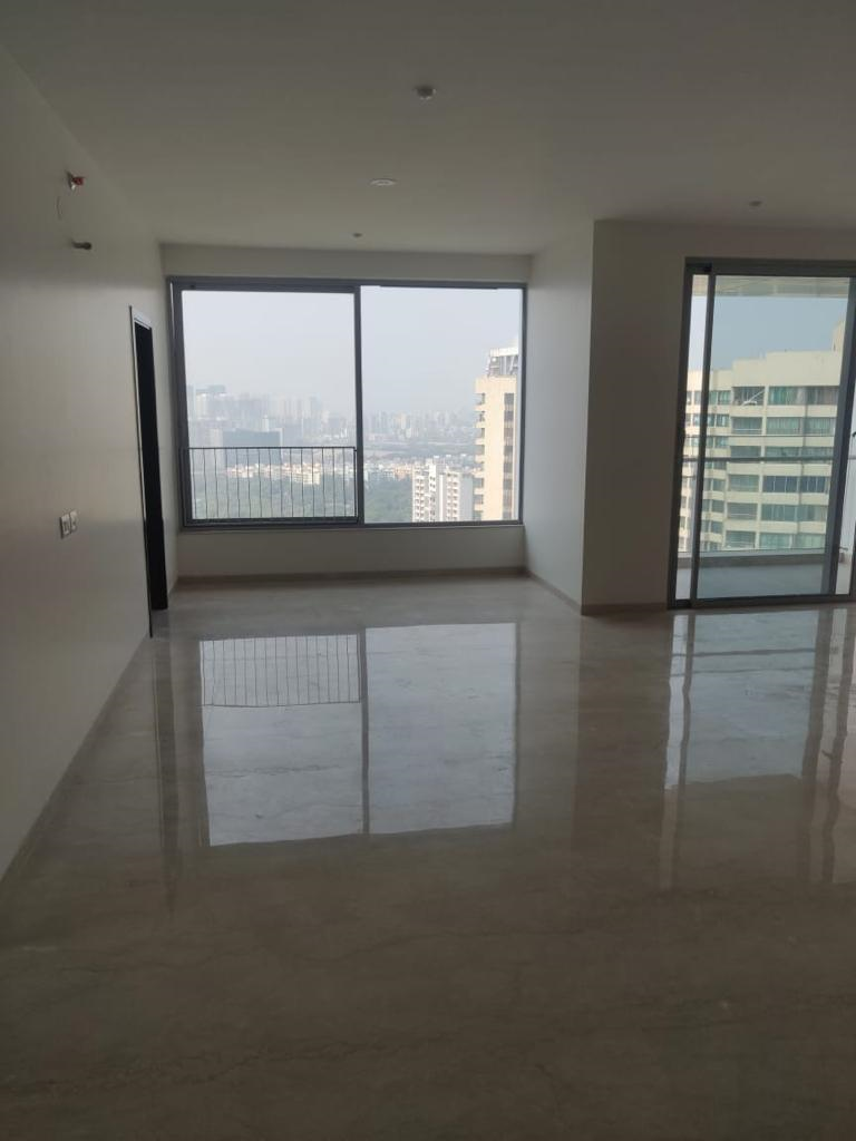 5 BHK Flat on Rent in Andheri East - Oberoi Maxima