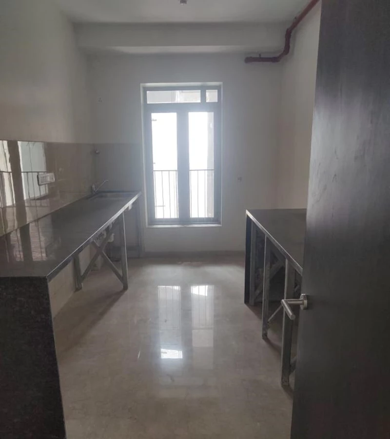 11 - Oberoi Maxima, Andheri East