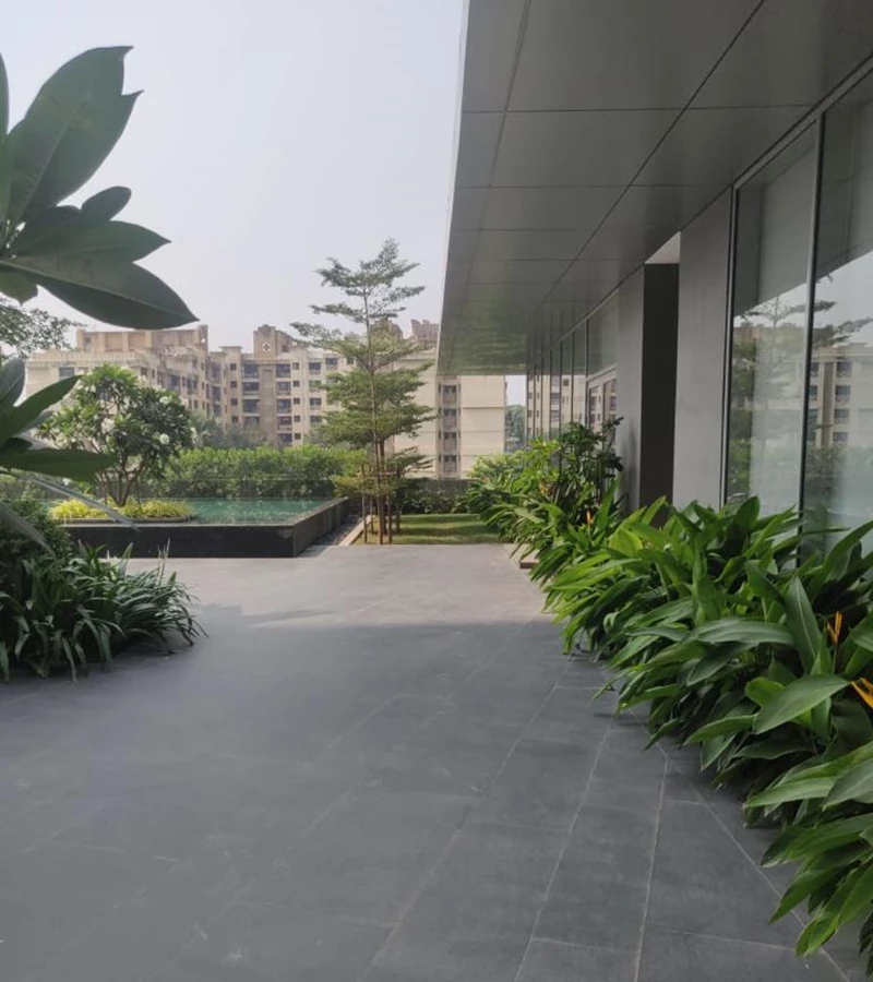 7 - Oberoi Maxima, Andheri East