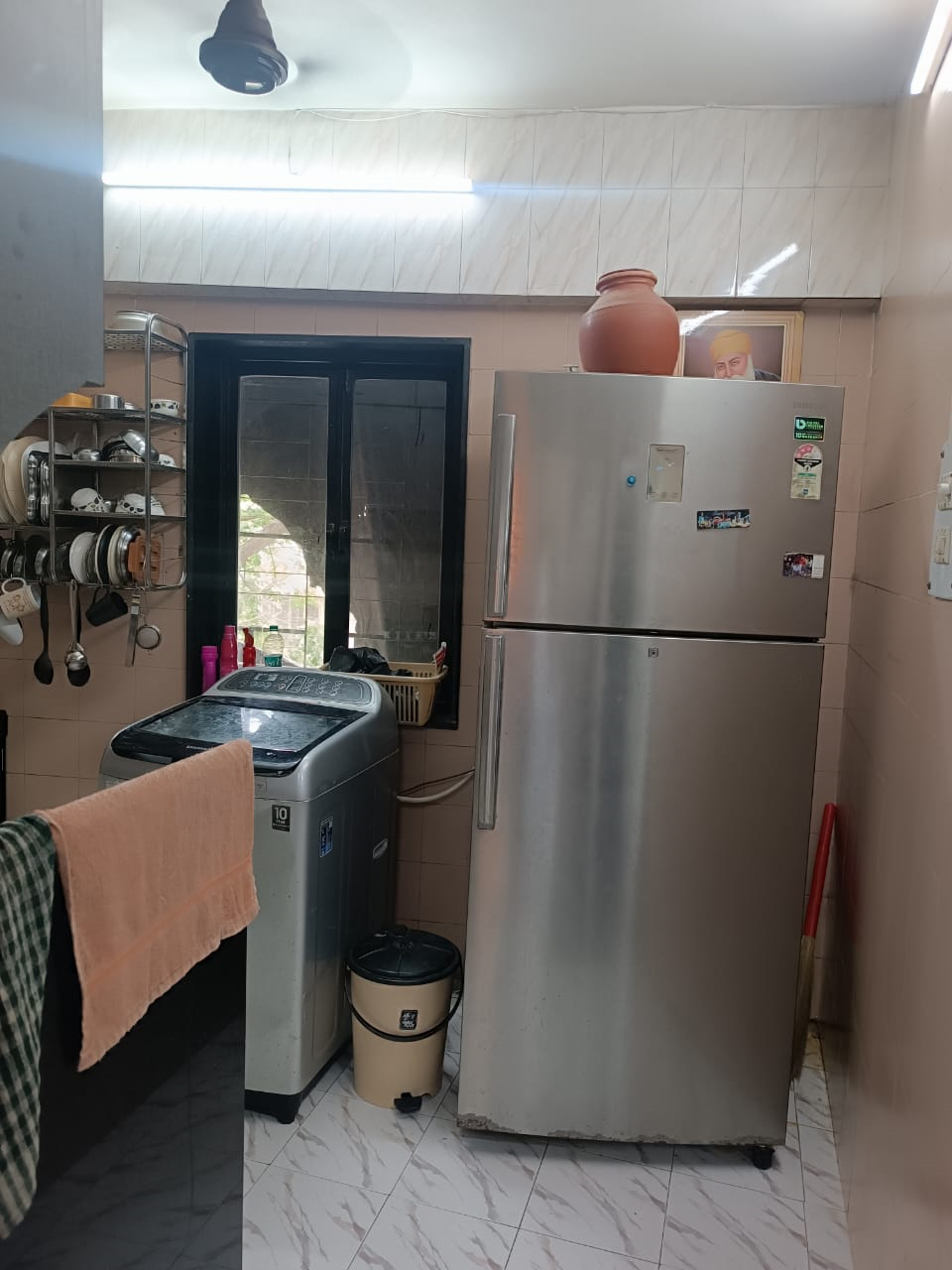 4 BHK Flat on Rent in Vile Parle East - Kashi Bhavan