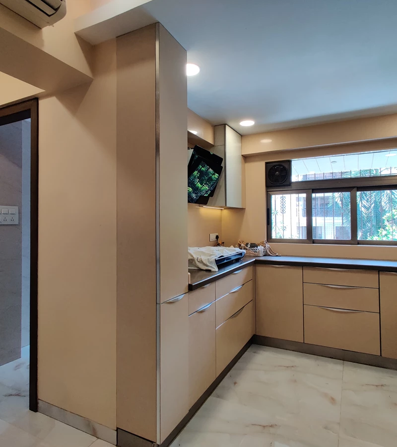 6 - Navratan, Bandra West