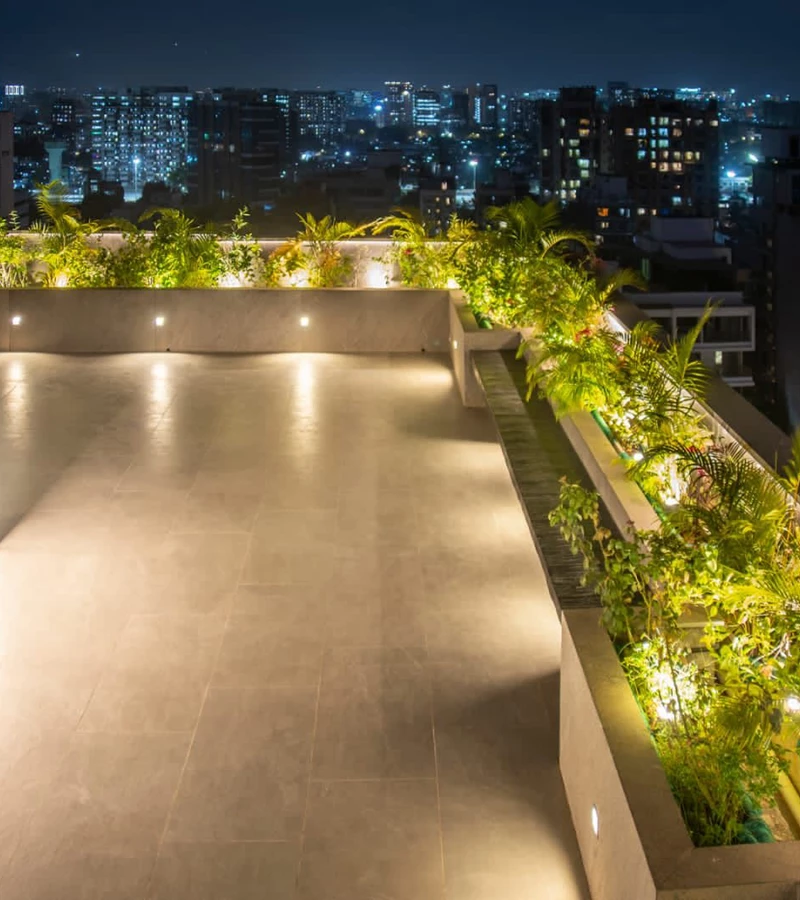 13 - Trinity Luxury, Khar West