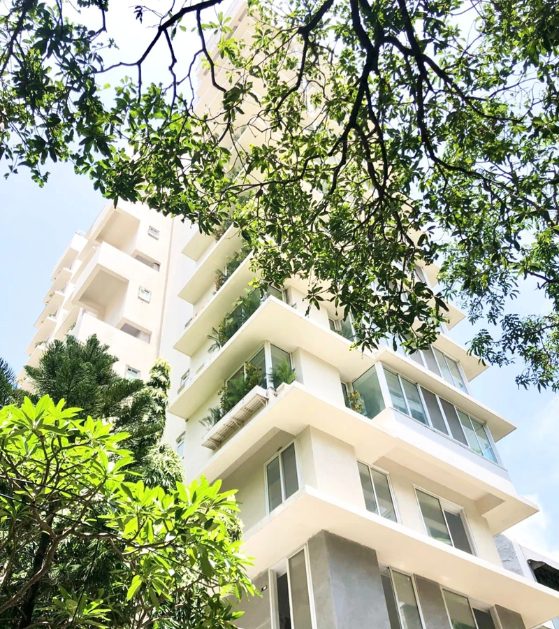 27 - Trinity Luxury, Khar West