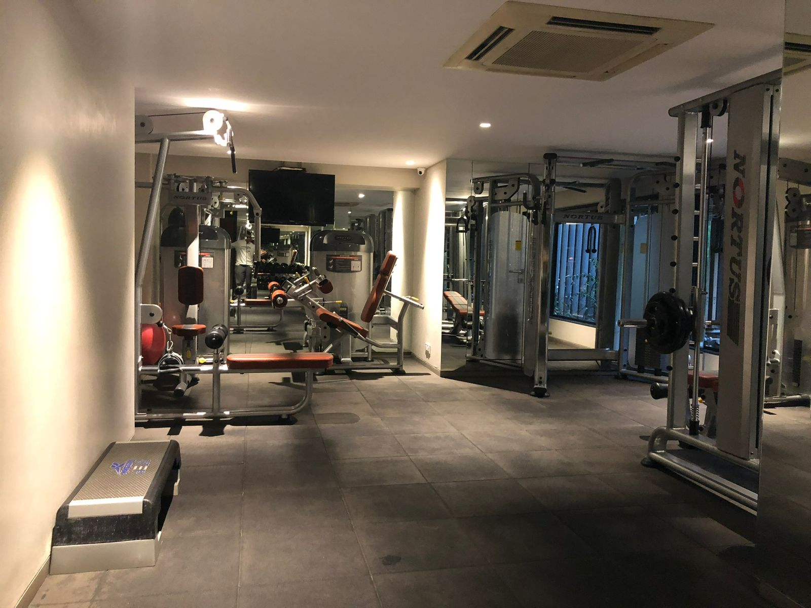 3 BHK Flat on Rent in Bandra West - Satguru Shlok