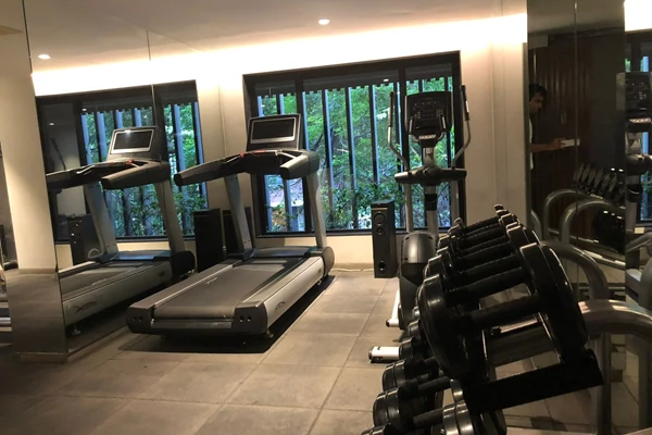 Flat on rent in Satguru Shlok, Bandra West