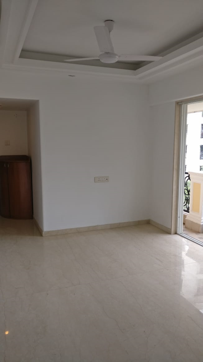 15 - Enchante, Khar West