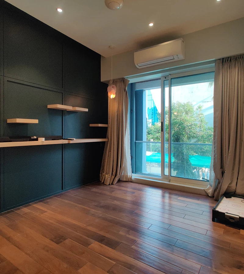 12 - 388, Khar West