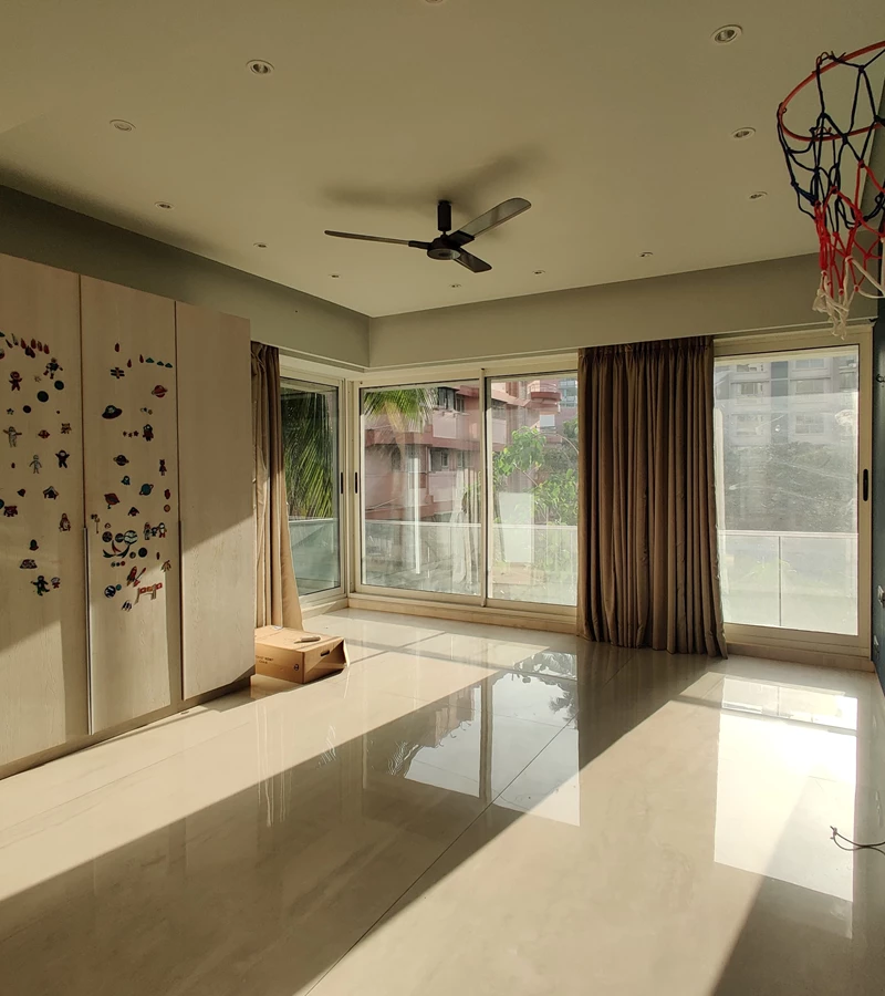 14 - 388, Khar West