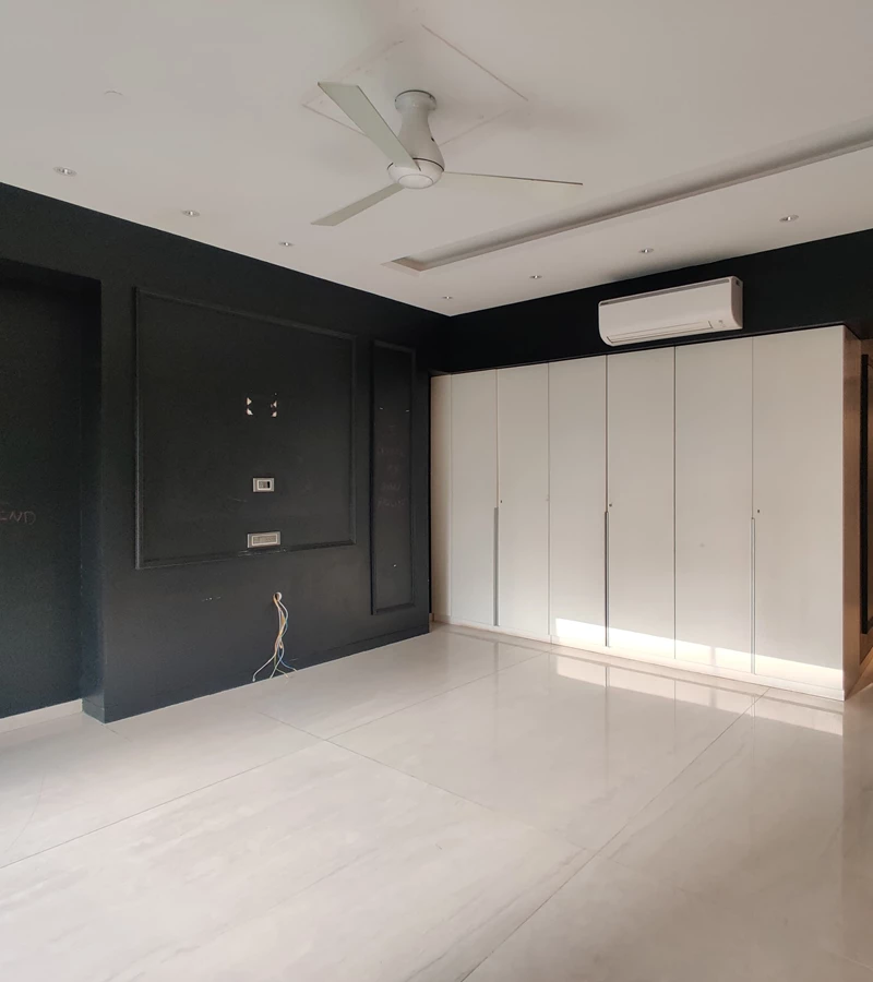 9 - 388, Khar West