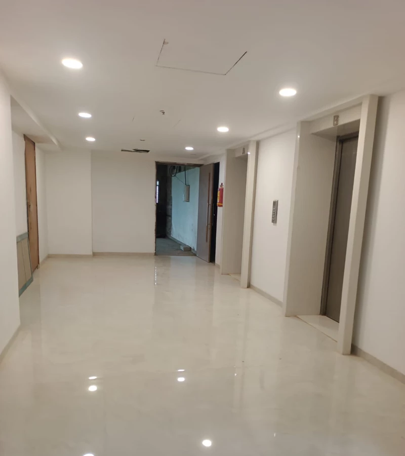 10 - Kesar Solitaire, Vashi