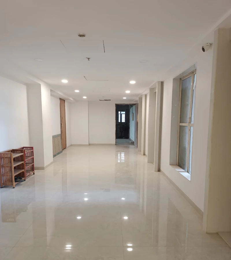 9 - Kesar Solitaire, Vashi