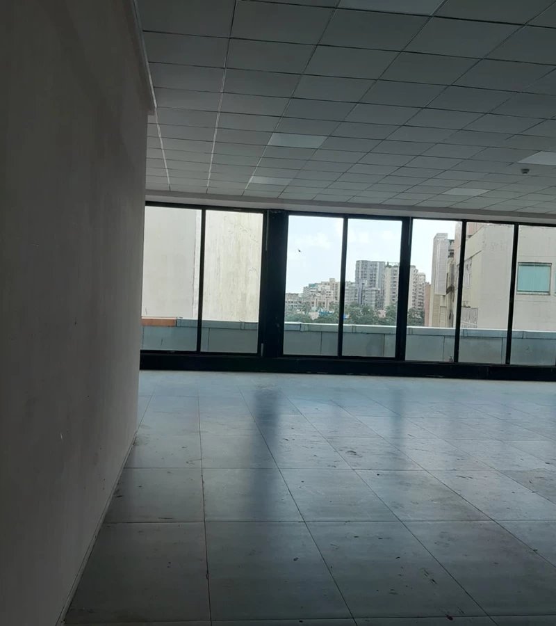 5 - X Cube, Andheri West