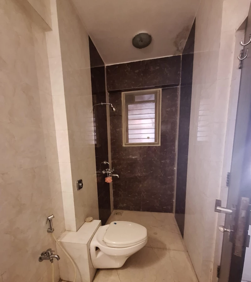 5 - Pacific Enclave, Khar West