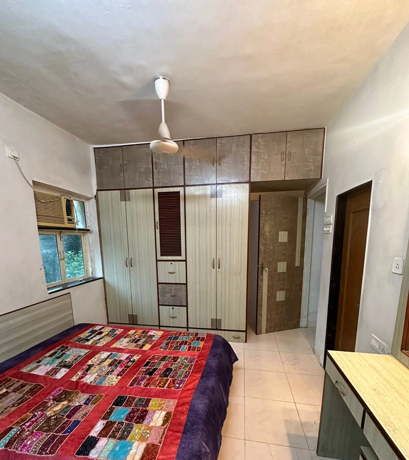 BHK Flat on Rent in Bandra West Cozy Home