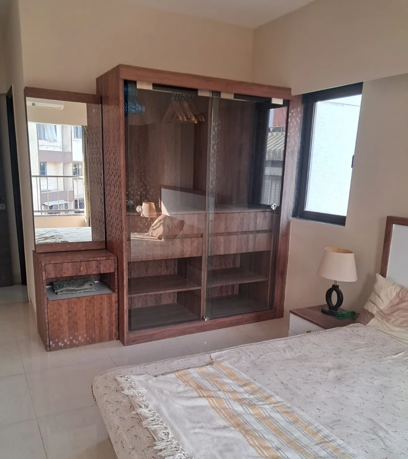 7 - Aarya Sahara, Khar West