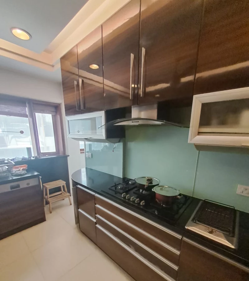 9 - Rubans, Nepeansea Road