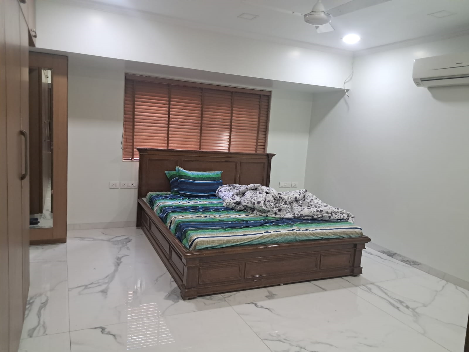 11 - Eldorado, Prabhadevi