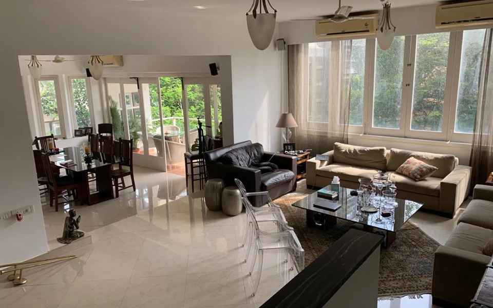 2 - Manavi Apartment, Walkeshwar