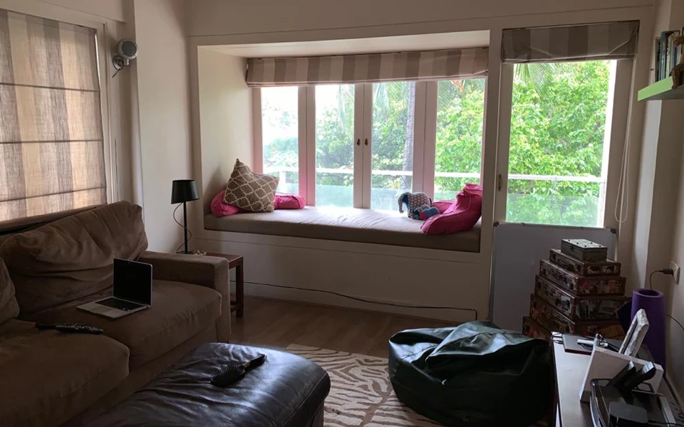 4 - Manavi Apartment, Walkeshwar