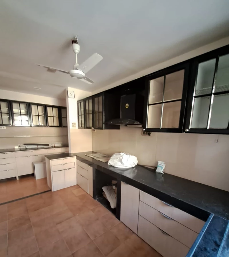 15 - Khatau Bungalow, Walkeshwar