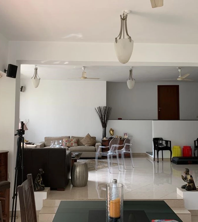 20 - Khatau Bungalow, Walkeshwar
