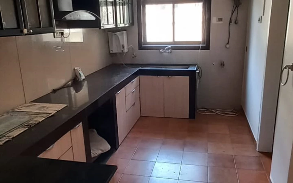 17 - Khatau Bungalow, Walkeshwar