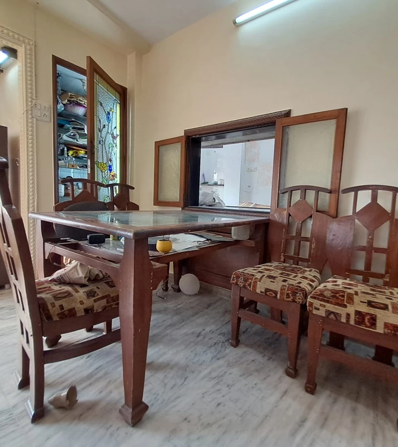 5 - Trimurti Apartment, Vile Parle East