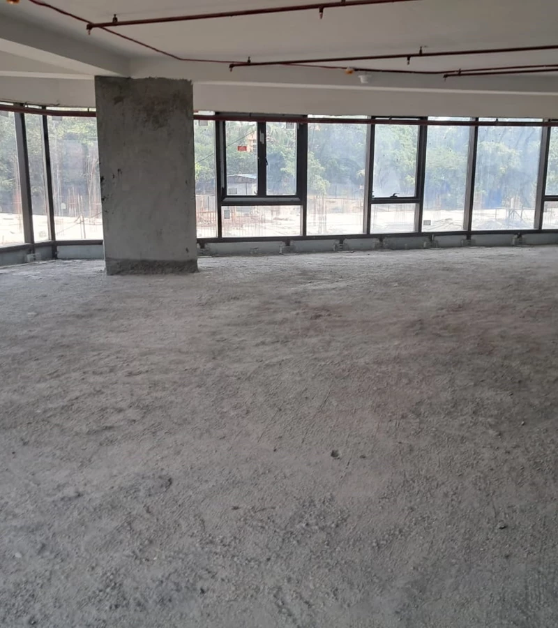 10 - 93 East, Andheri East