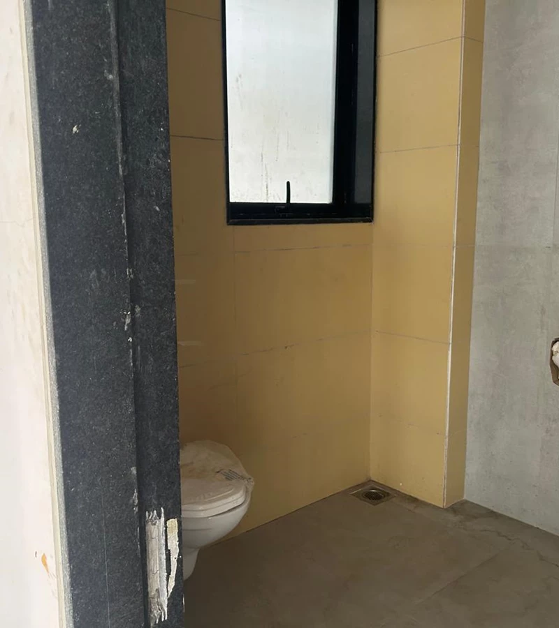 6 - X Cube, Andheri West