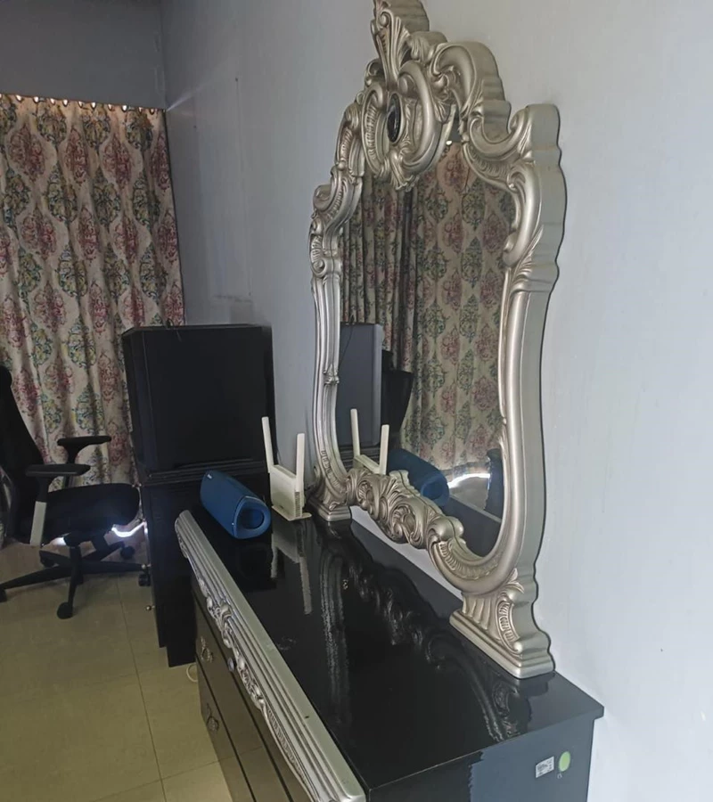 4 - Oberoi Sky Heights, Andheri West